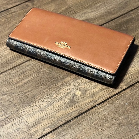 Coach Tri-fold wallet C5966 - Picture 1 of 5